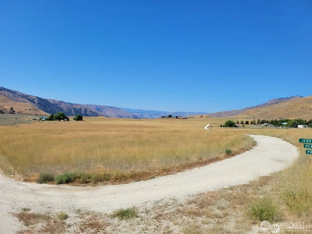 Chelan Hills Acres Road, Orondo