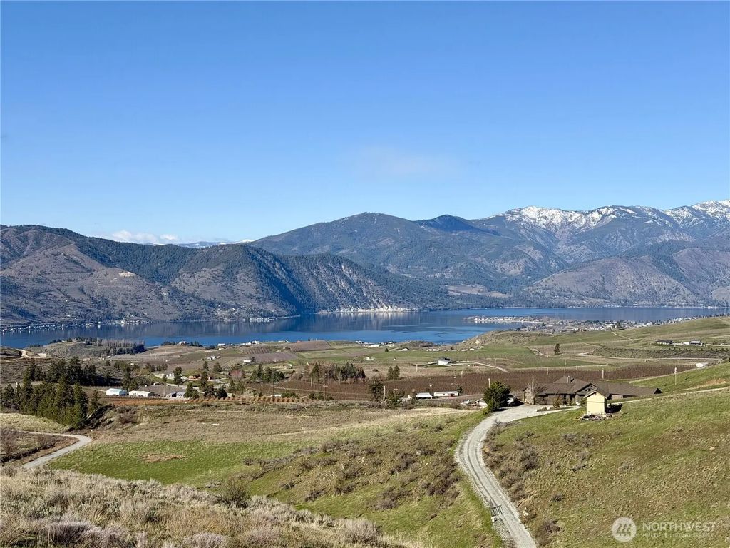 562 Chelan Ranch Road, Chelan