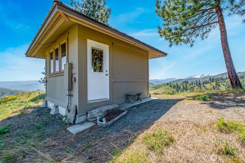 1021 Chicken Farm Lane, Cashmere