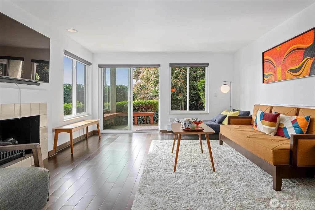 135 N 46th Street 101, Seattle