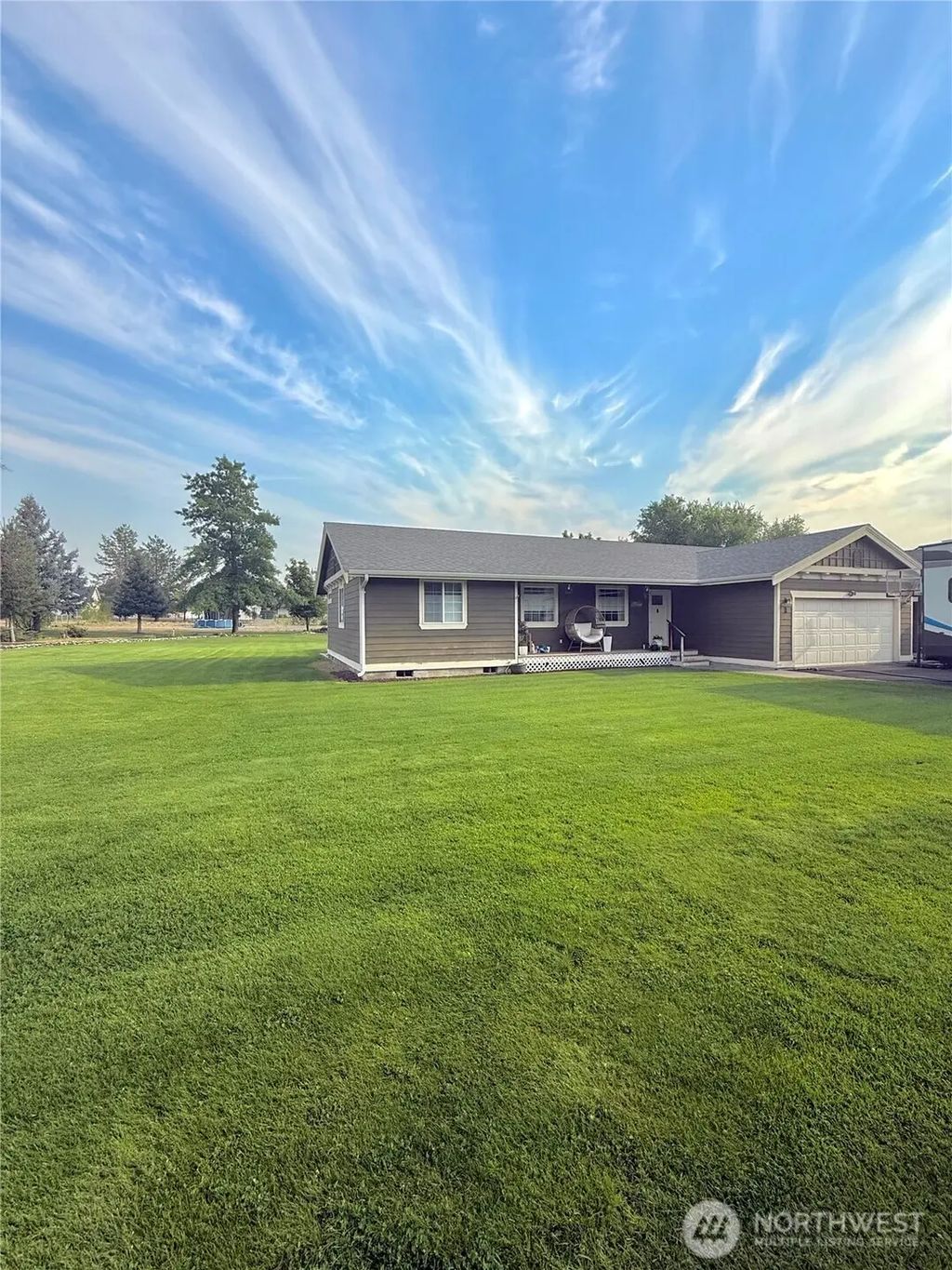 4 River Overlook Street, Omak