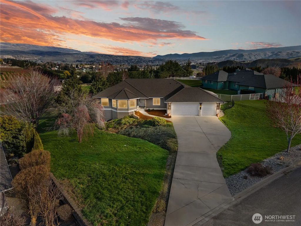 3555 Westridge Place, Wenatchee
