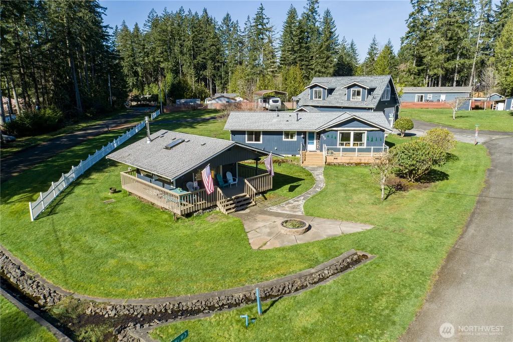 550 E Budd Drive, Shelton