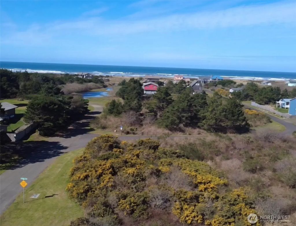 1 Francis Seamore Lane, Grayland