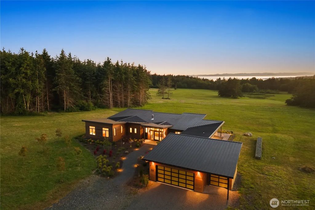 166 Montrose Place, Friday Harbor