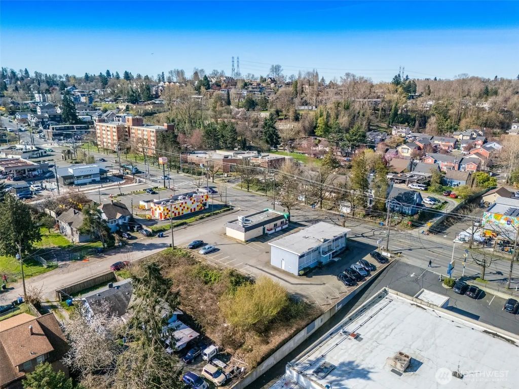 9040 9050 Rainier Avenue S, Seattle