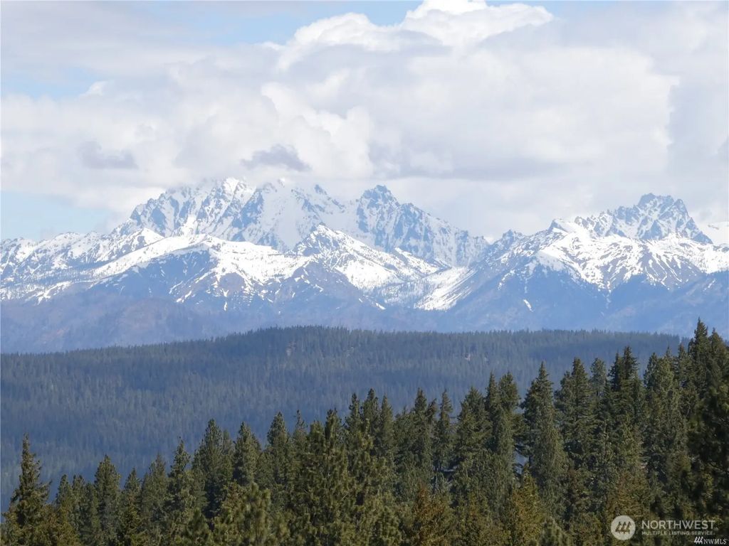 831 Horse Heaven Road, Cle Elum