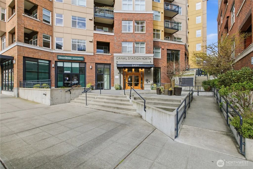 5450 Leary Avenue Nw 242, Seattle