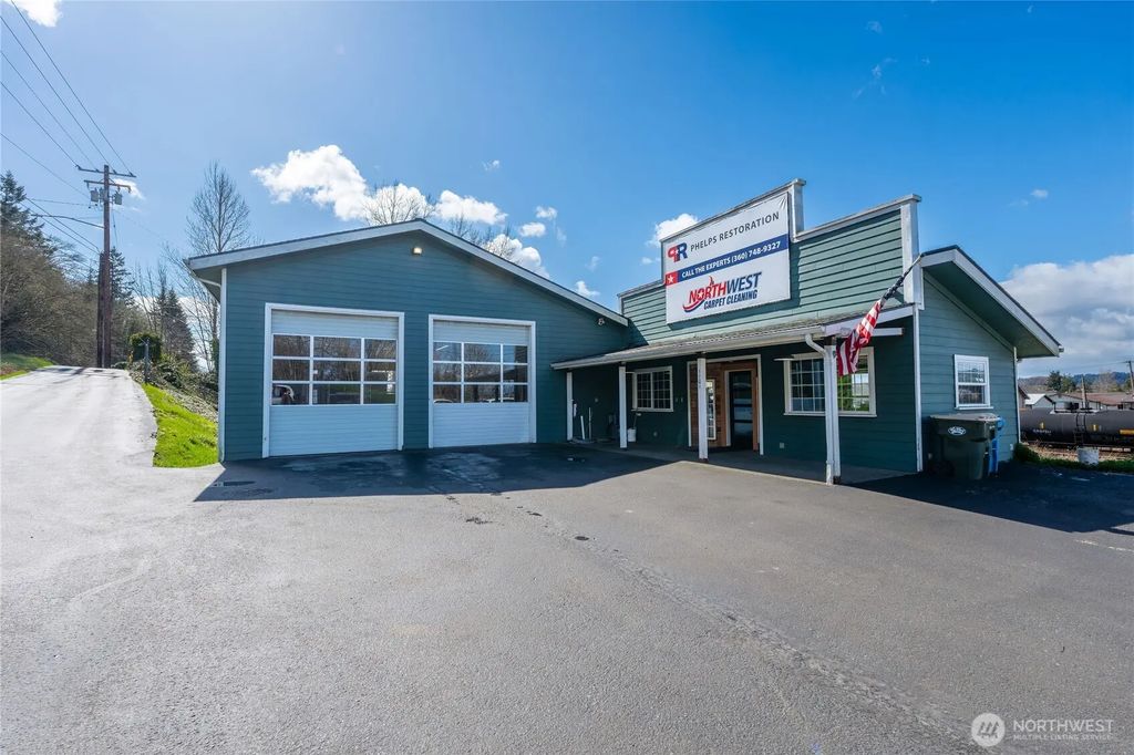 1101 N National Avenue, Chehalis