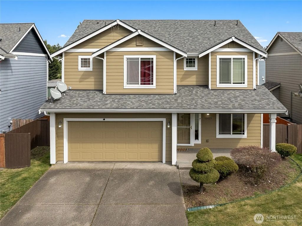 16425 39th Avenue E, Tacoma