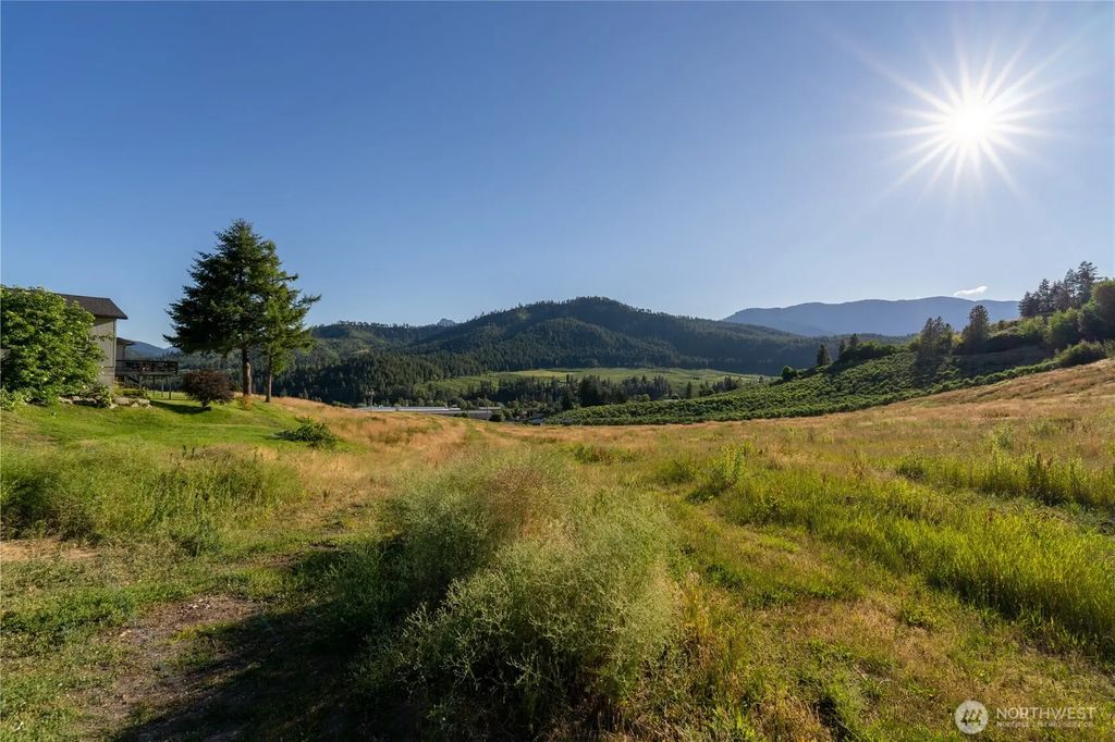 1 Ludwig Hill Rd, Peshastin