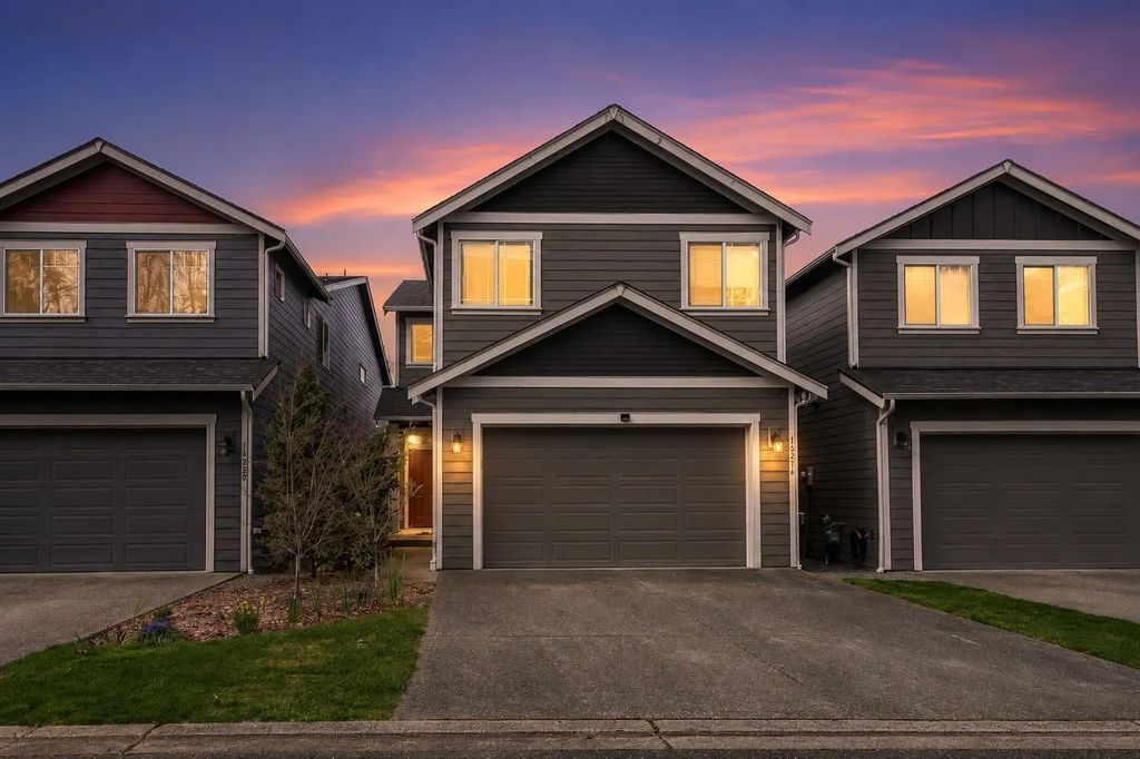 16214 78th Avenue Ct E, Puyallup