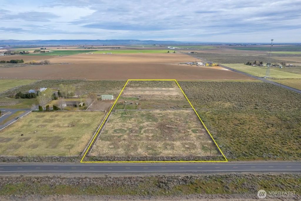 5200 Nw N Frontage Road W, Ephrata