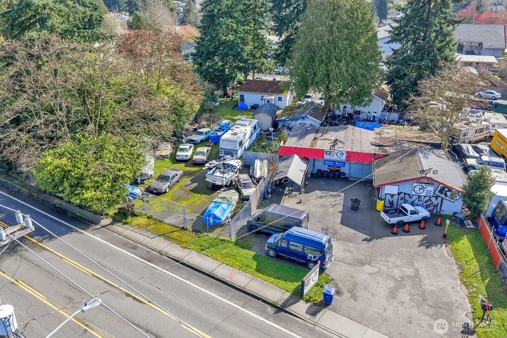12644 Des Moines Memorial Dr, Burien
