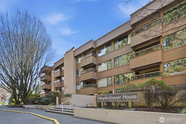 10101 Se 3rd Street 402, Bellevue