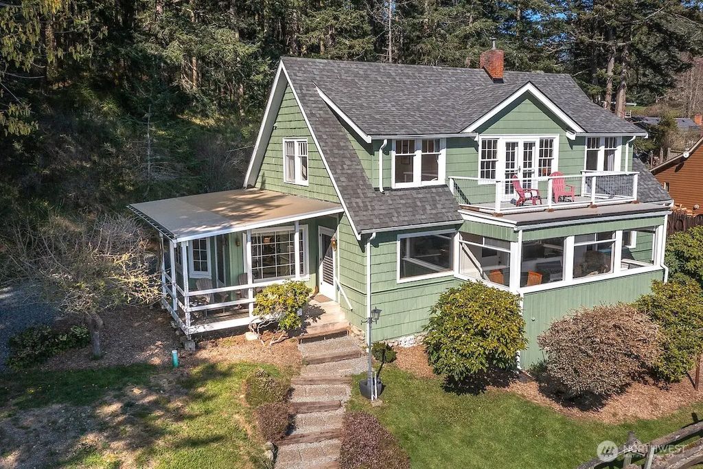 445 Point Lawrence Road, Orcas Island