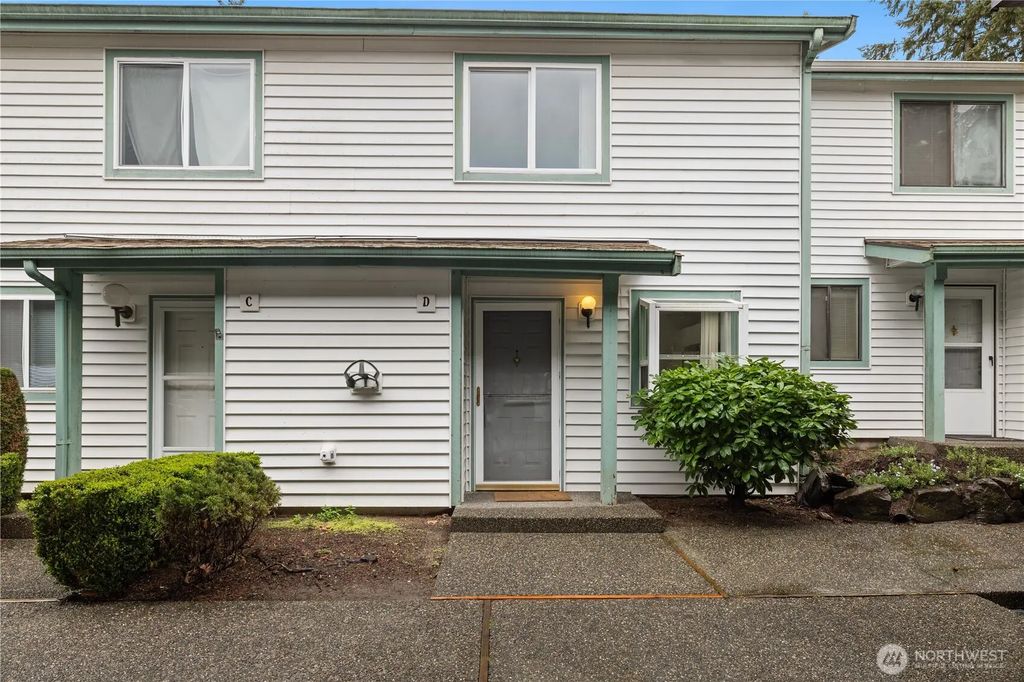1721 Sw 318th Place 48d, Federal Way