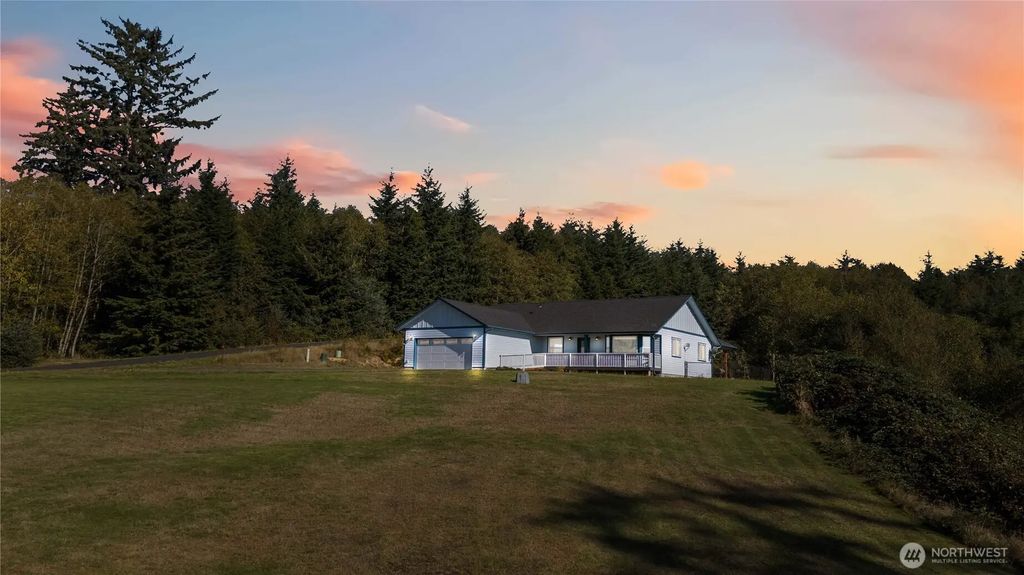 58 Alger Creek Heights Road, Cathlamet