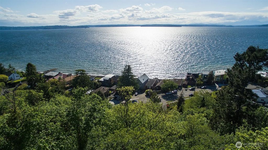 5426 Beach Drive Sw, Seattle
