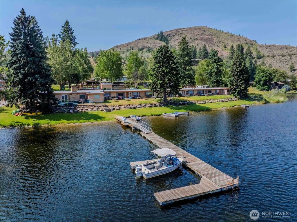 10 Mccammon Rd, Tonasket