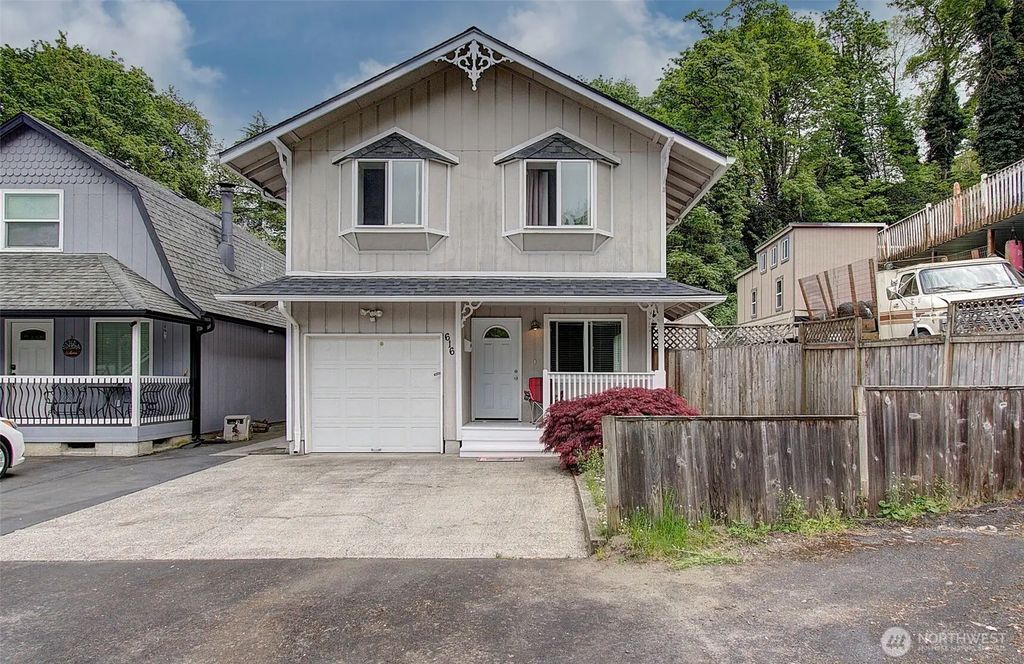 616 N 4th Avenue, Kelso