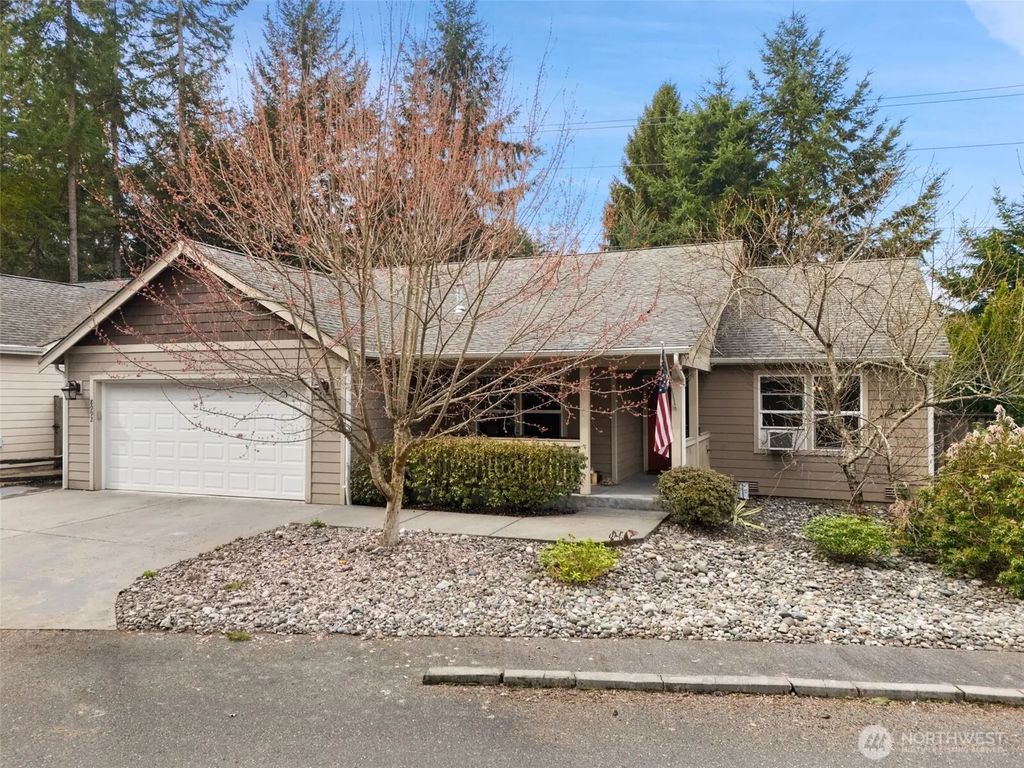 8992 Denise Place Ne, Bremerton