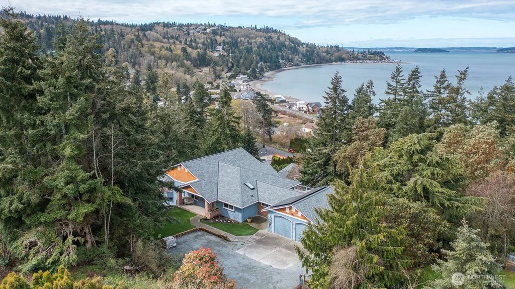 1107 Puesta Del Sol, Camano Island