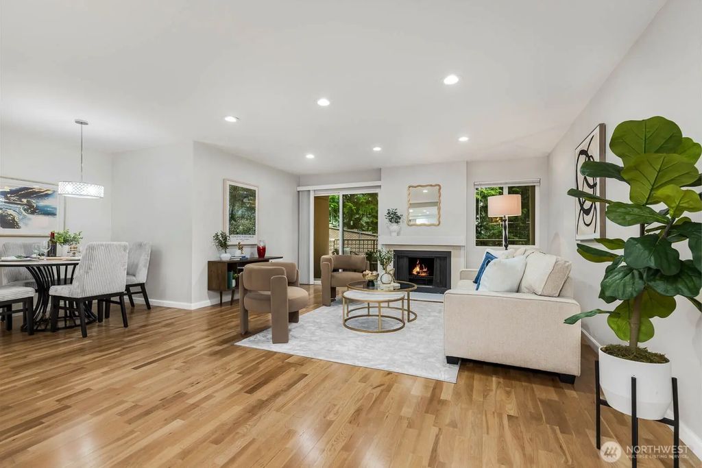 7600 Se 29th St 311, Mercer Island