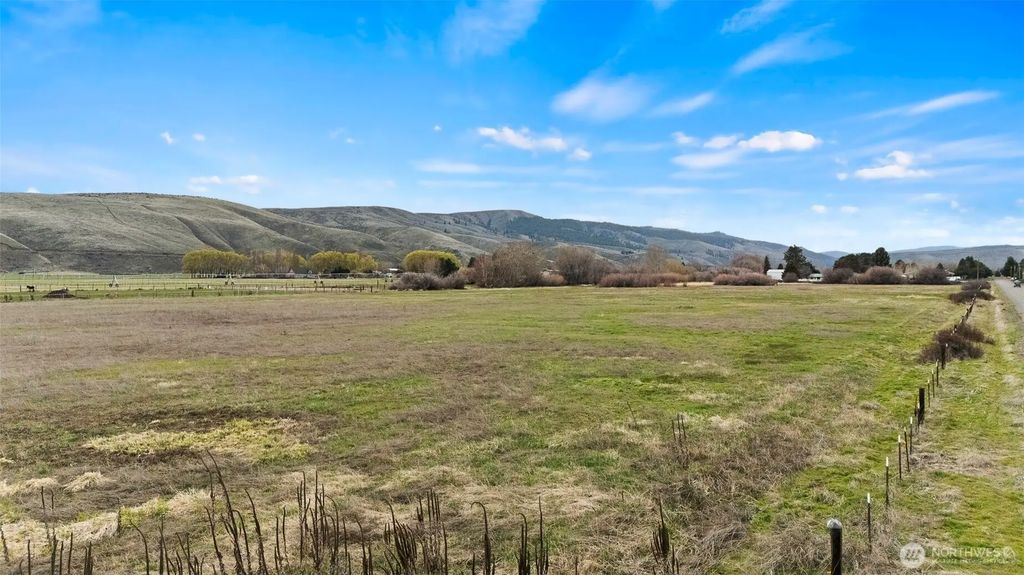 1 Strande Road, Ellensburg