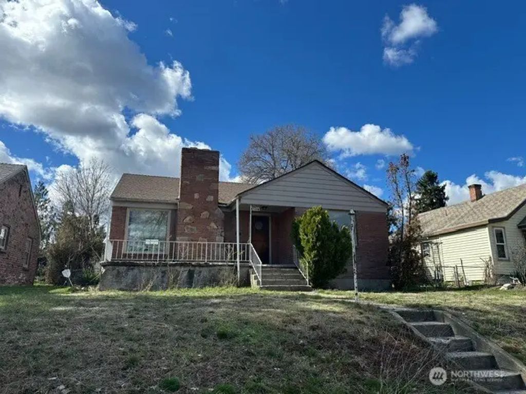 4811 N Lincoln Street, Spokane