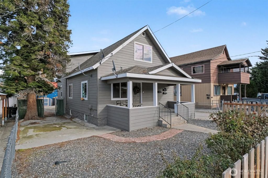 533 Methow A,b,c, Wenatchee