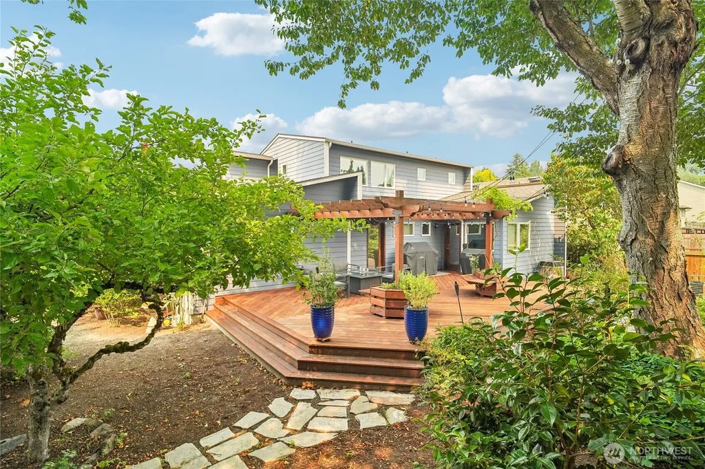 1017 N 31st Street, Renton