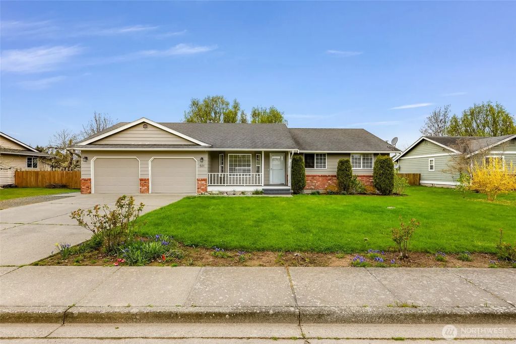 501 Shuksan Way, Everson