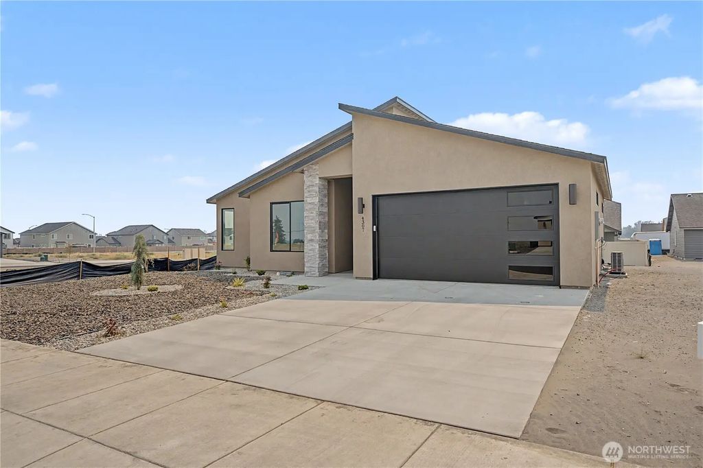 4307 W Surf Scoter Street, Moses Lake