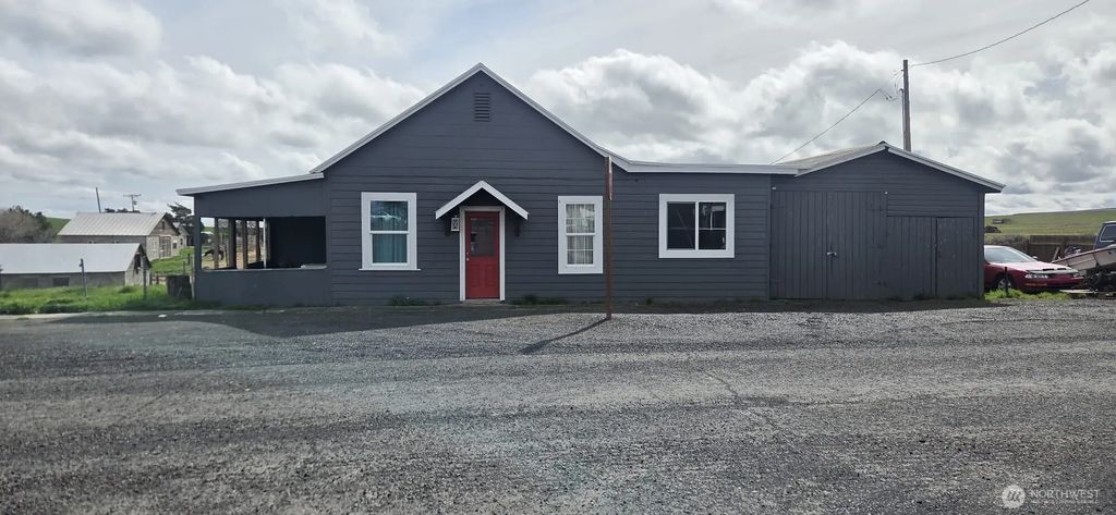 151 First Avenue, Hatton