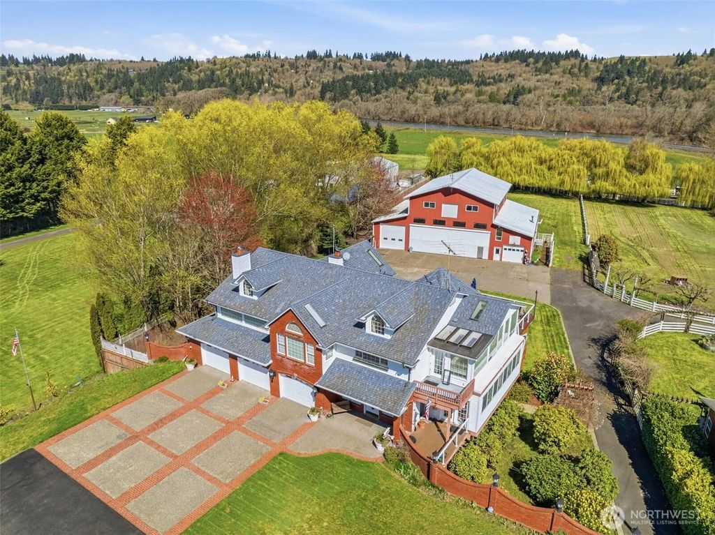 6114 Willow Grove Road, Longview