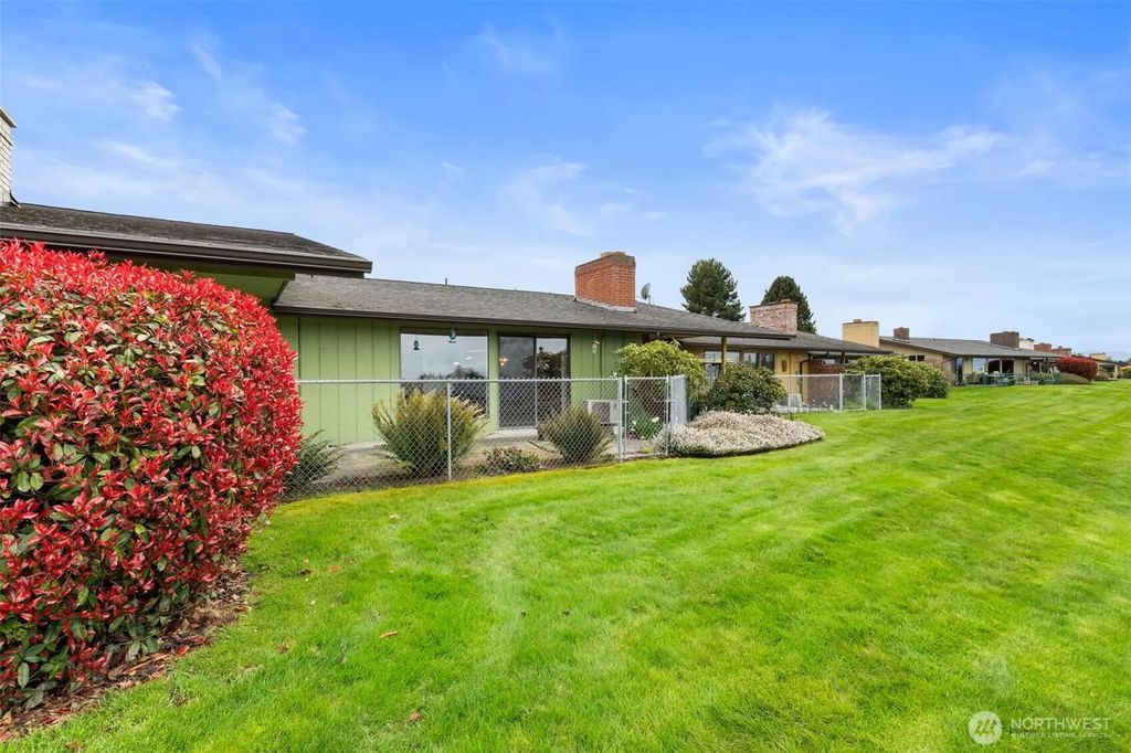 1301 S 3rd Avenue 4b, Sequim