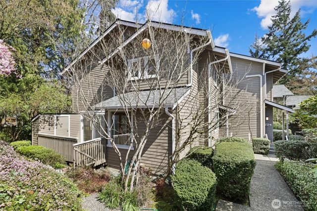 1230 101st Place Ne 1230, Bellevue