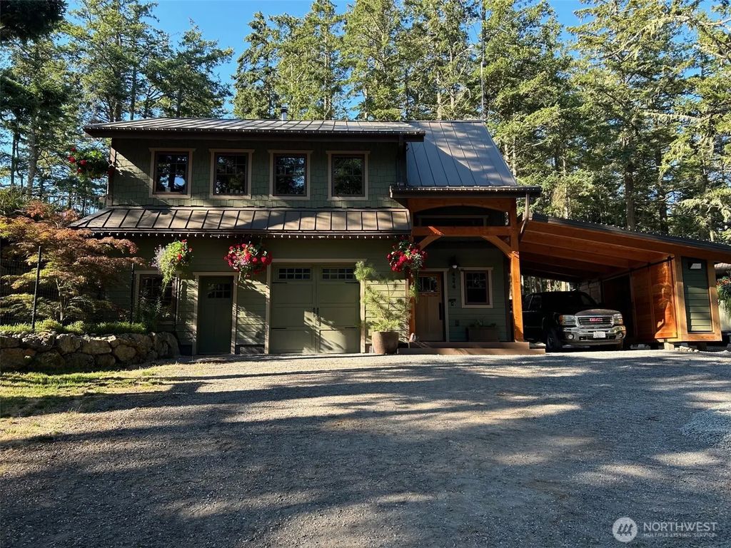 424 Logan's Run Road, Orcas Island