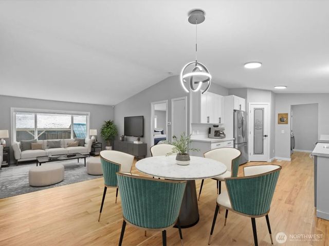20500 Se 32nd Drive, Bothell