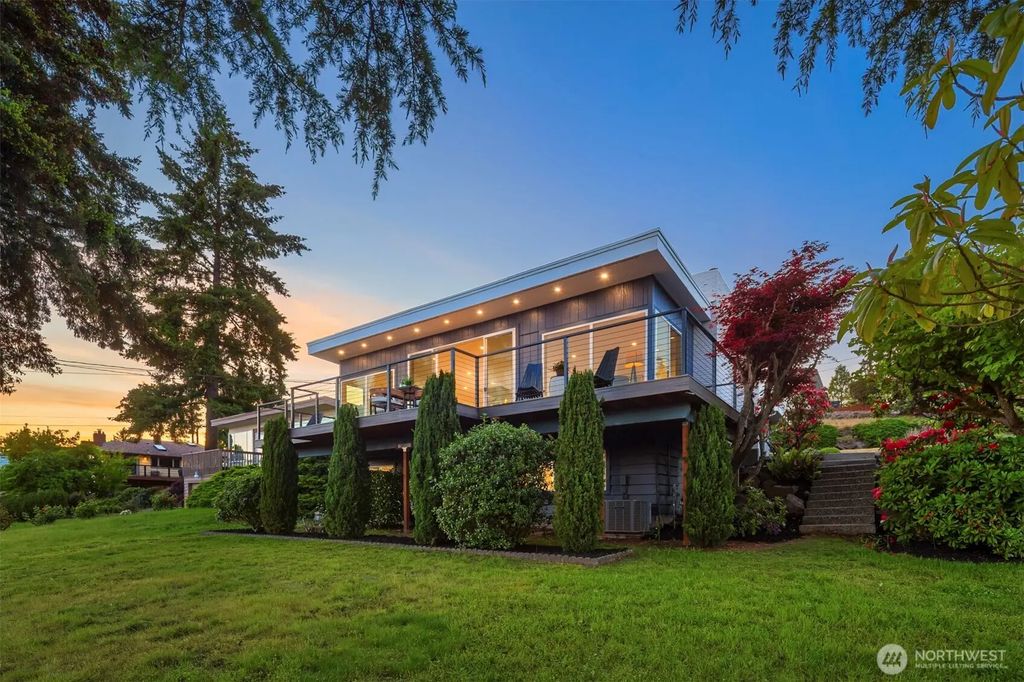 11988 Marine View Drive Sw, Burien