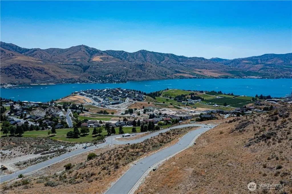 845 Long Drive, Chelan