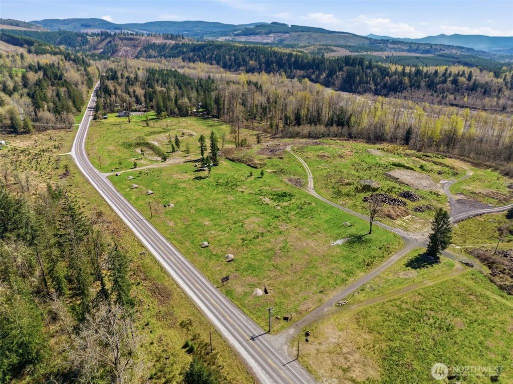 7481 Spirit Lake Highway, Toutle