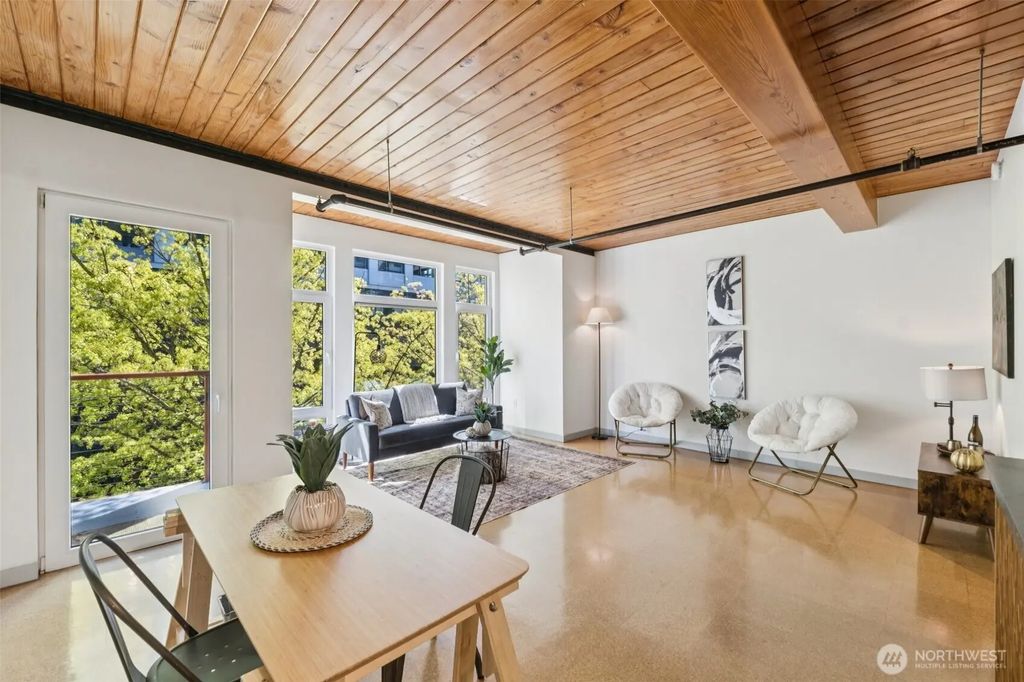 401 9th Avenue N 201, Seattle