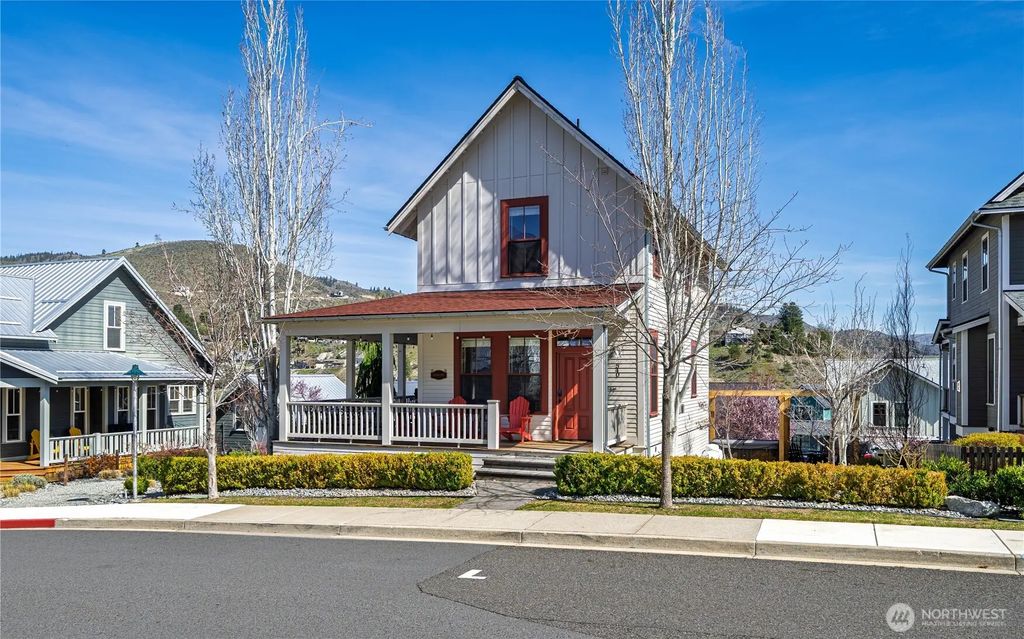 540 Porcupine Lane, Chelan
