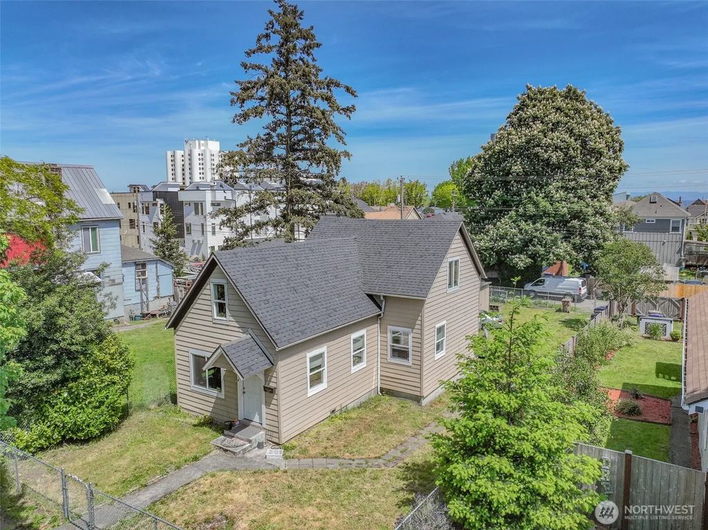 1939 S L Street, Tacoma