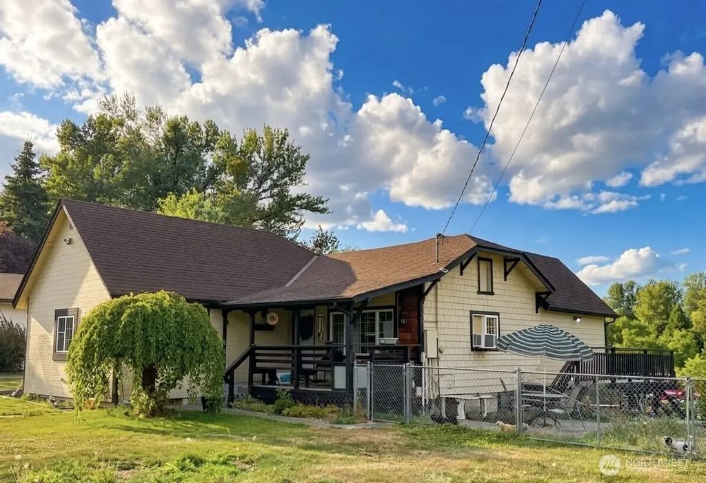 14401 80th Street E, Puyallup