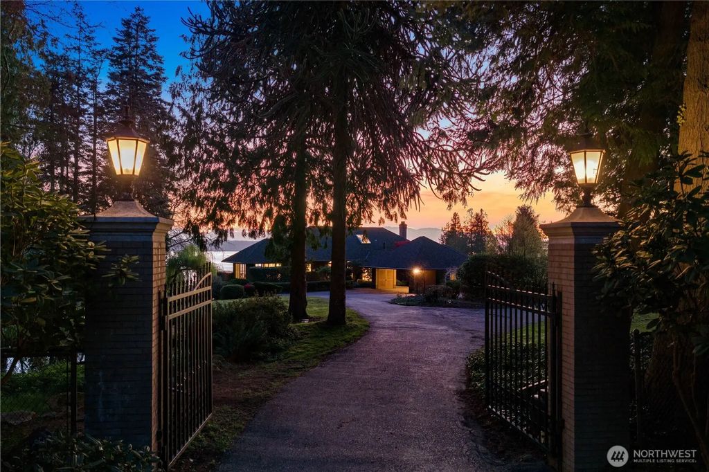 24302 116th Avenue W, Woodway