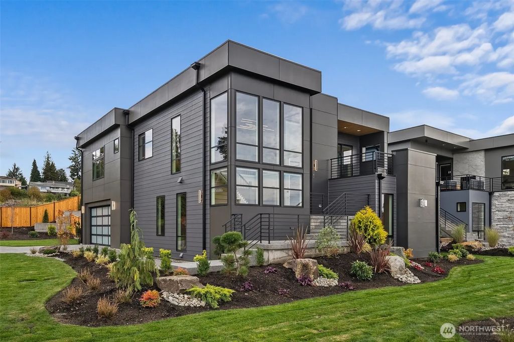 1422 Sequalish Street, Steilacoom