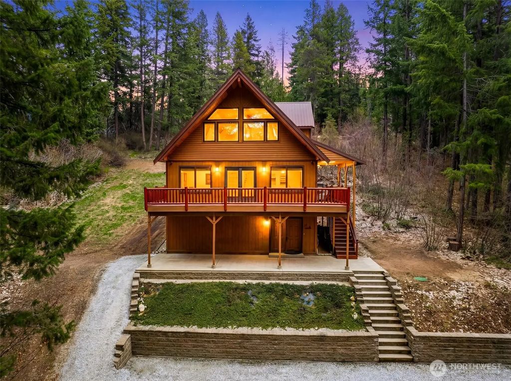 2454 Salal Drive, Leavenworth